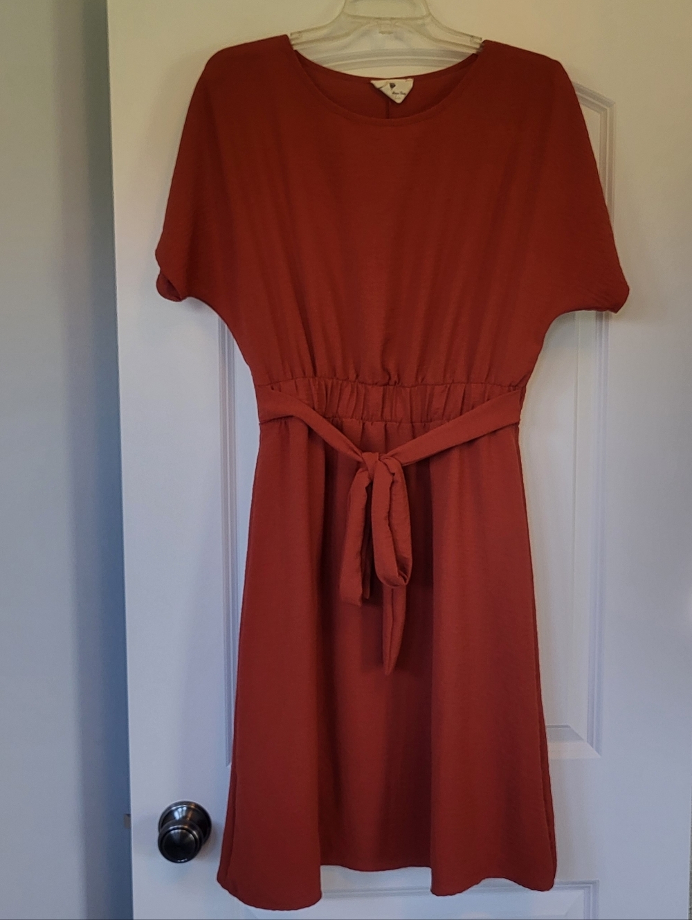 Women's Rust Tie-Waist Short Sleeve Dress